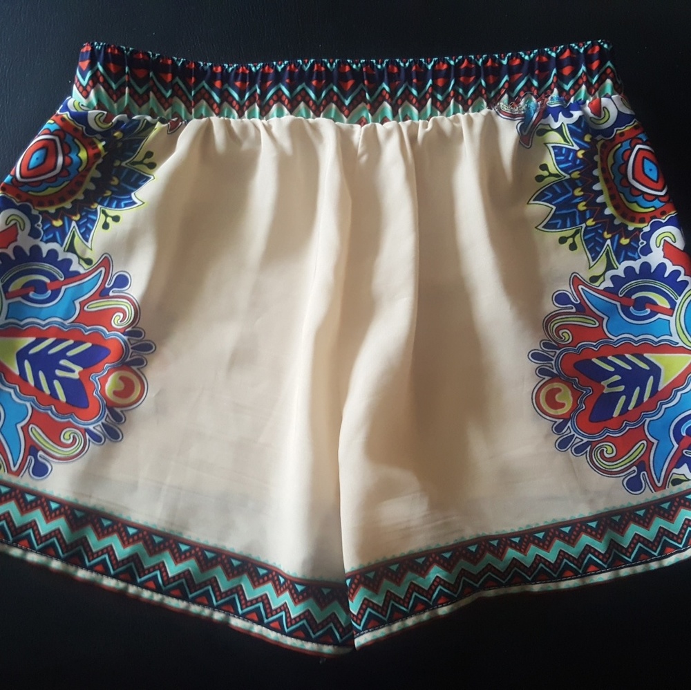 Gorgeous Blu Pepper shorts!
